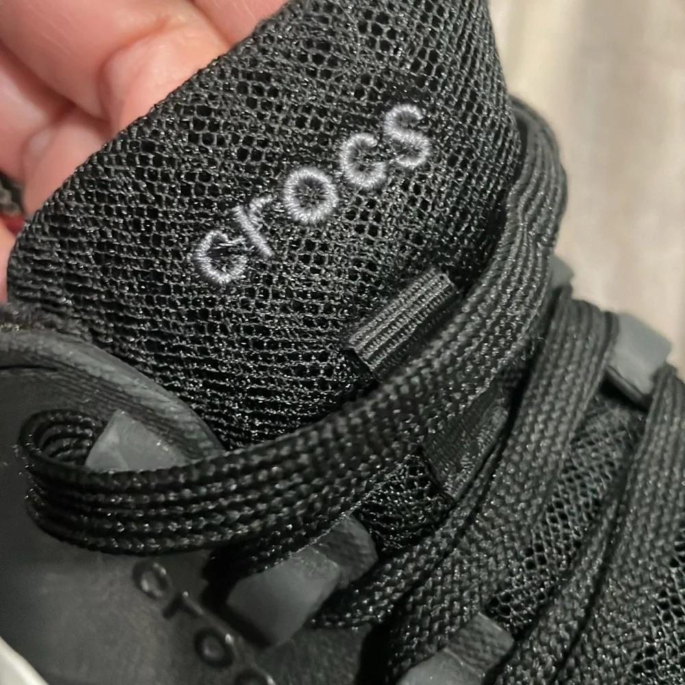 Crocs Lite Ride Pacer Sneaker - Picture 6 of 9